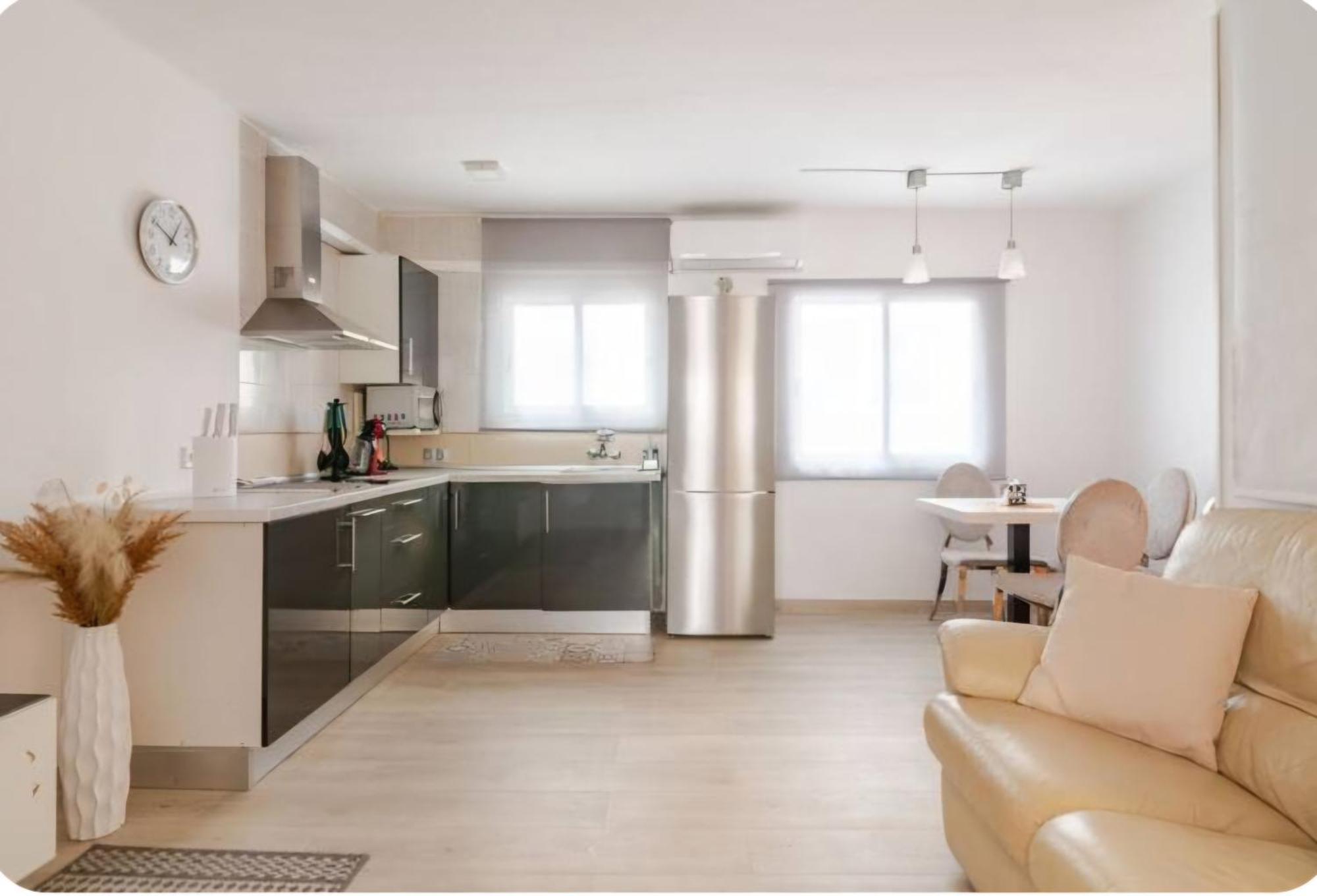 Hermoso Apartamento Cerca Al Mar Blanes Extérieur photo